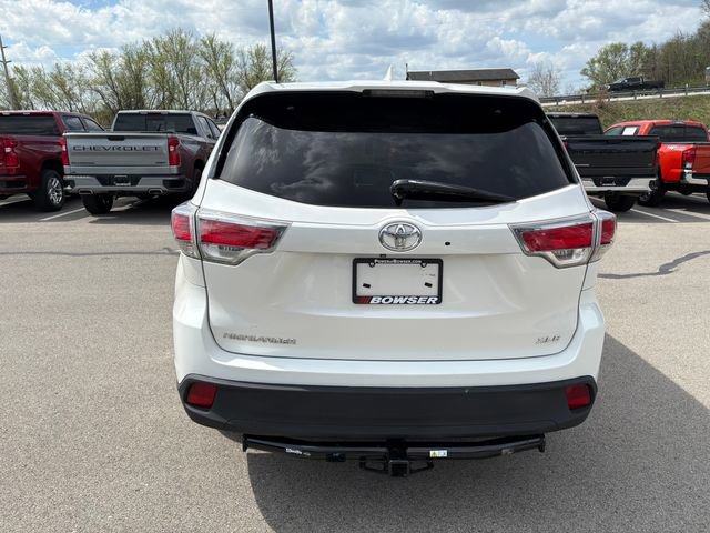 Used 2014 Toyota Highlander XLE FWD image 8