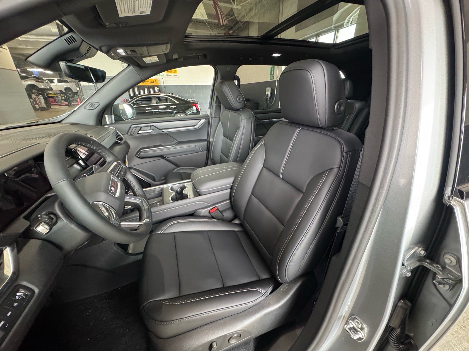New 2027 GMC Acadia Elevation w/ Black Edition AWD/4WD image 20