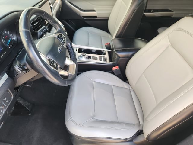 Used 2021 Ford Explorer XLT w/ Equipment Group 202A RWD image 14