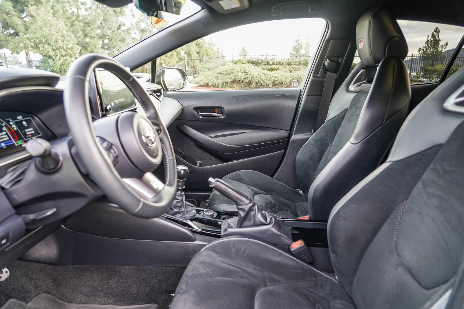 Used 2024 Toyota Corolla Premium image 21