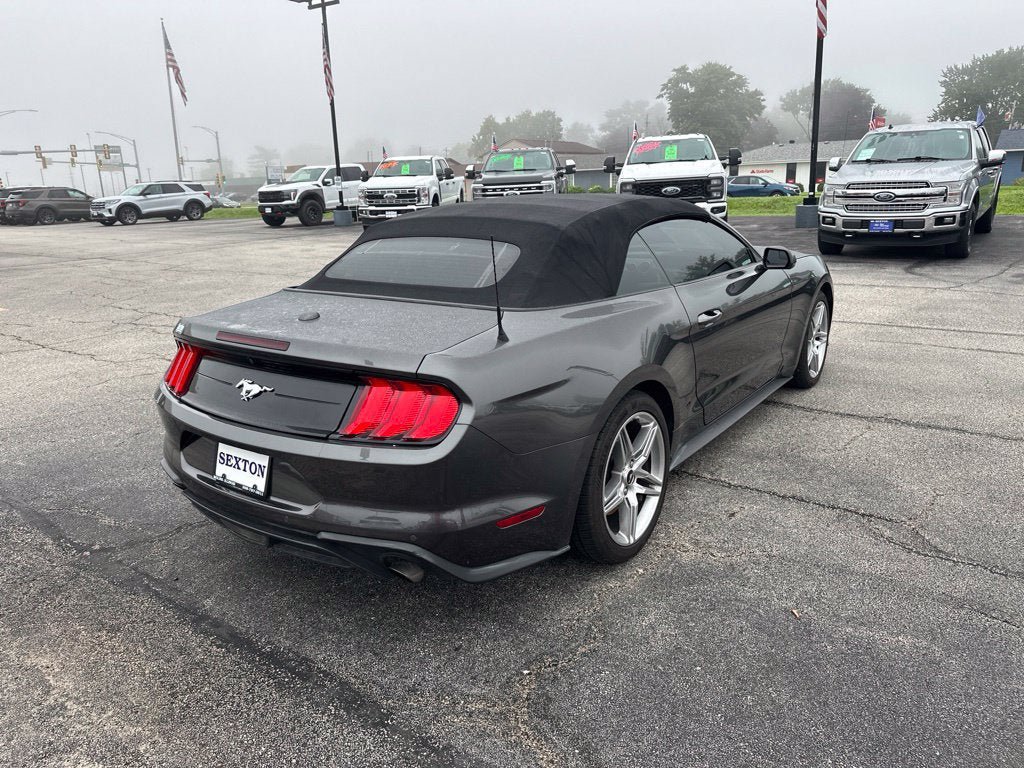 Certified 2019 Ford Mustang Convertible RWD image 5