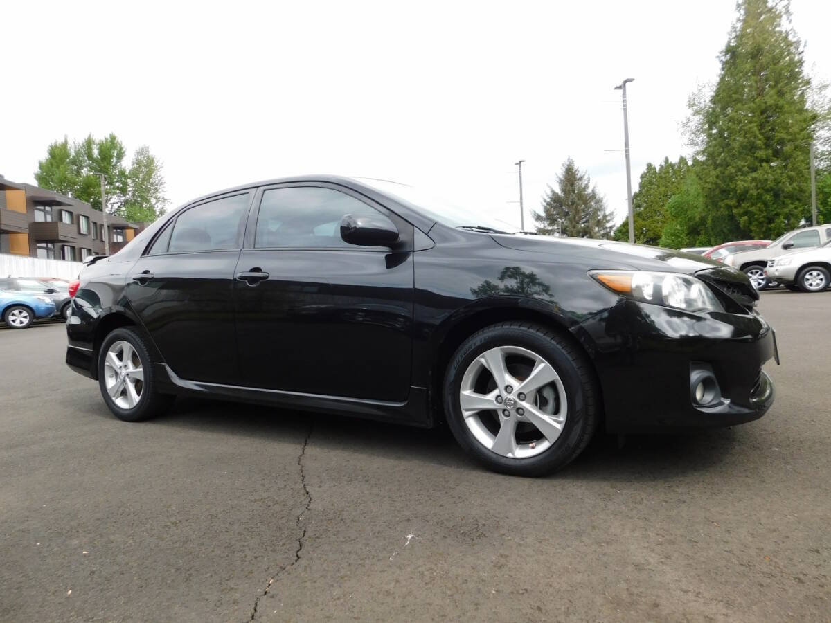 Used 2012 Toyota Corolla S FWD image 1