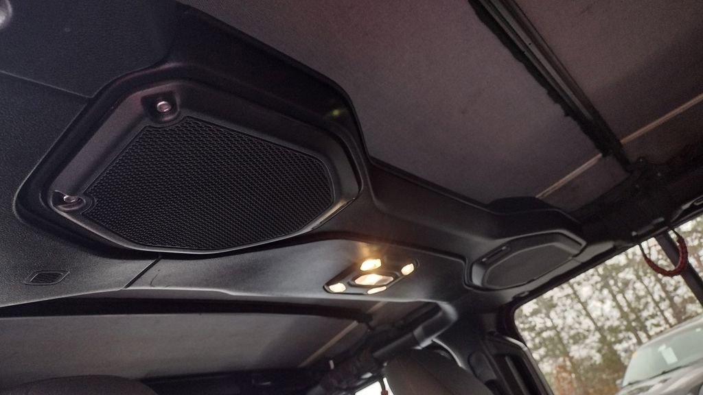 Used 2022 Jeep Wrangler Unlimited Rubicon image 24