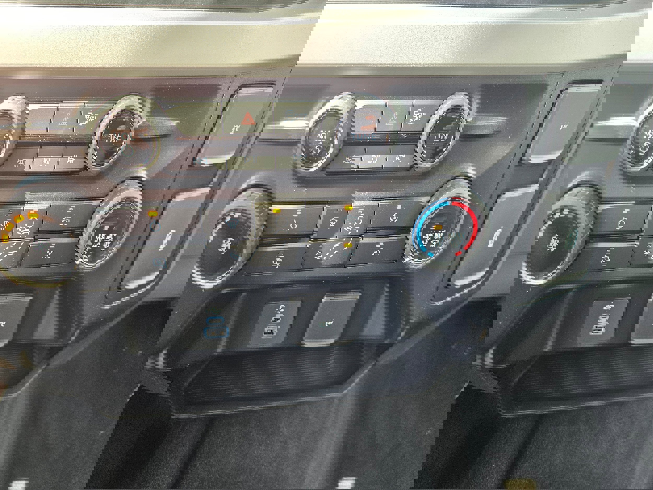 New 2026 Ford F250 4x4 Crew Cab Super Duty image 19