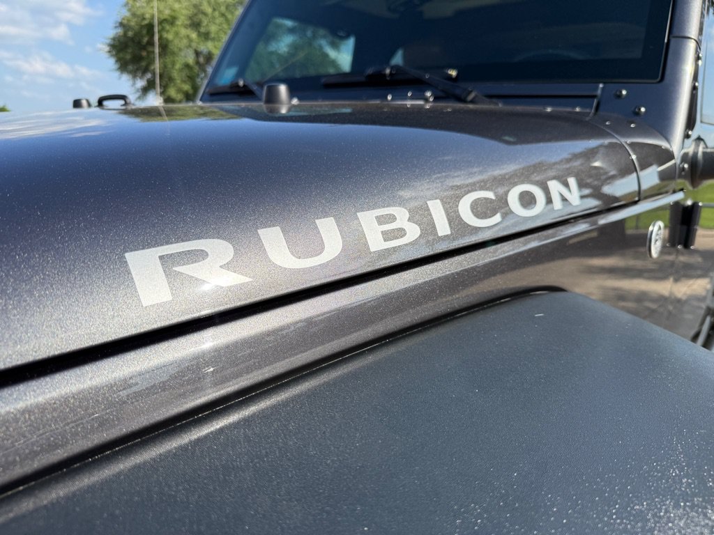 Used 2018 Jeep Wrangler Unlimited Rubicon w/ Connectivity Group AWD/4WD image 10