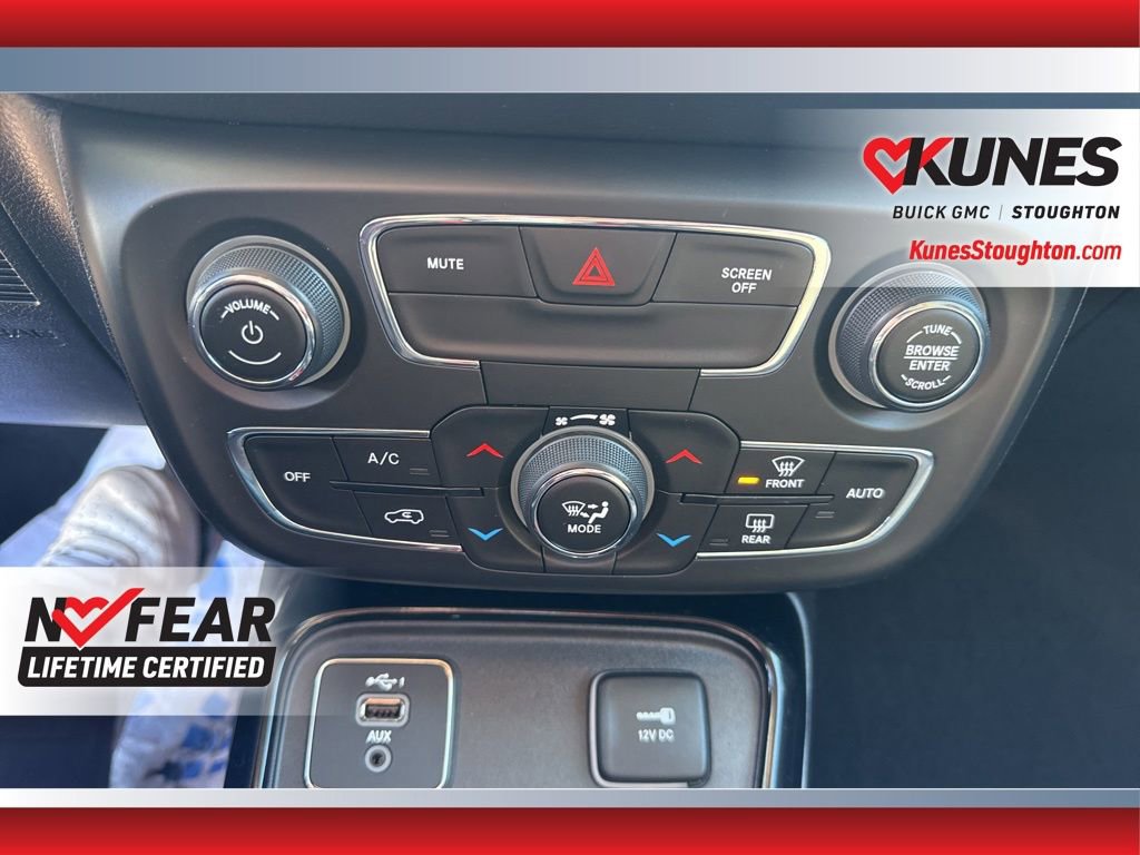 Used 2021 Jeep Compass Latitude FWD image 33