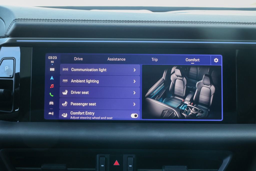 Certified 2025 Porsche Macan 4 Electric image 41