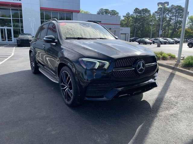 Used 2021 Mercedes-Benz GLE 450 4MATIC w/ AMG Line Exterior image 2