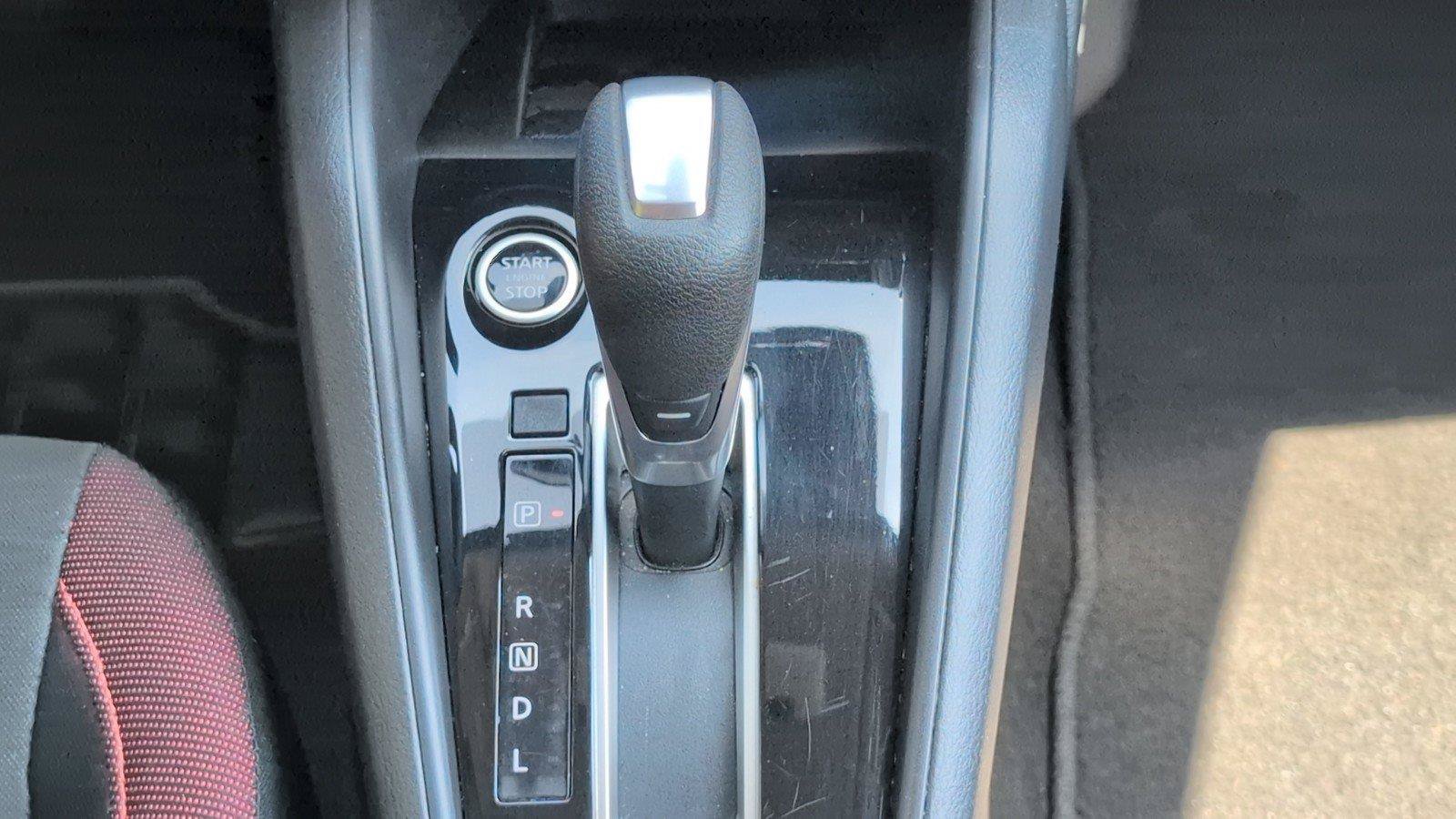 Used 2024 Nissan Versa SR FWD image 25
