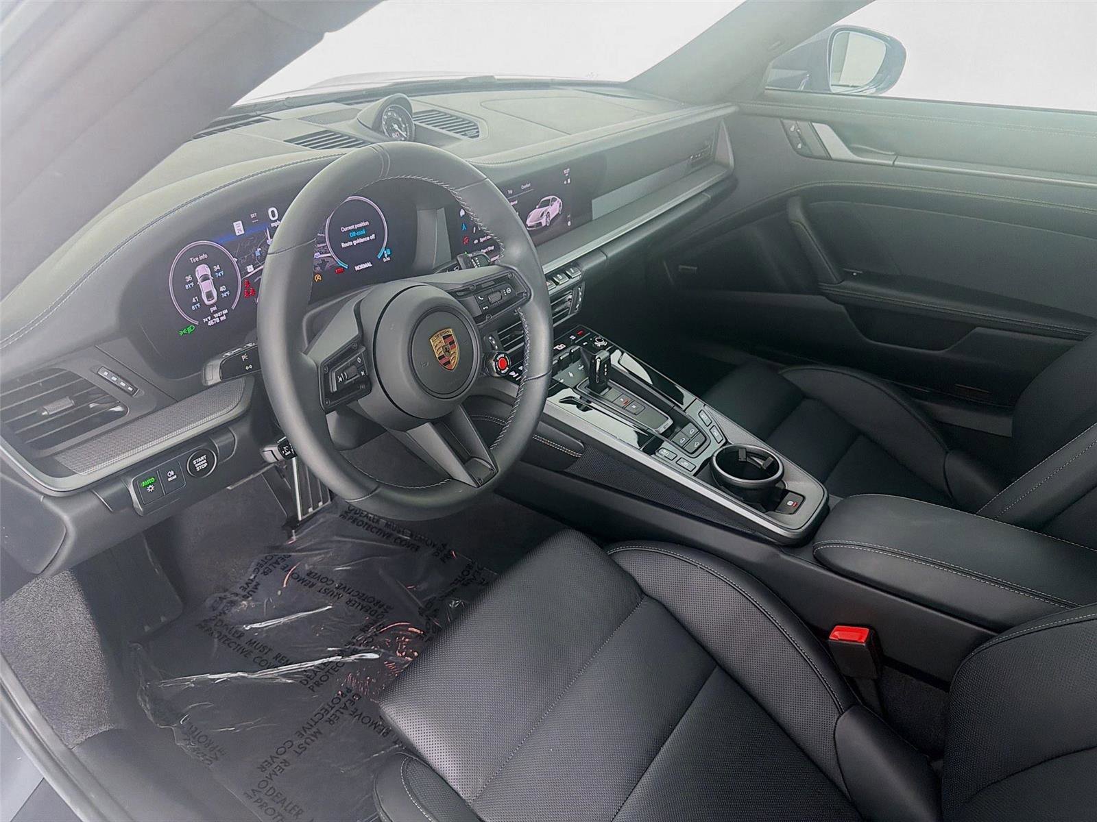 Certified 2025 Porsche 911 Carrera image 4