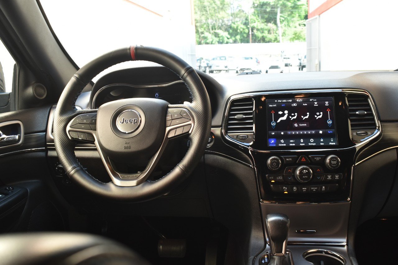 Used 2020 Jeep Grand Cherokee Limited X AWD/4WD image 21