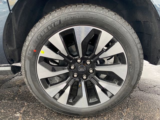 New 2026 Ford Expedition Max Platinum w/ Driver's Package image 16