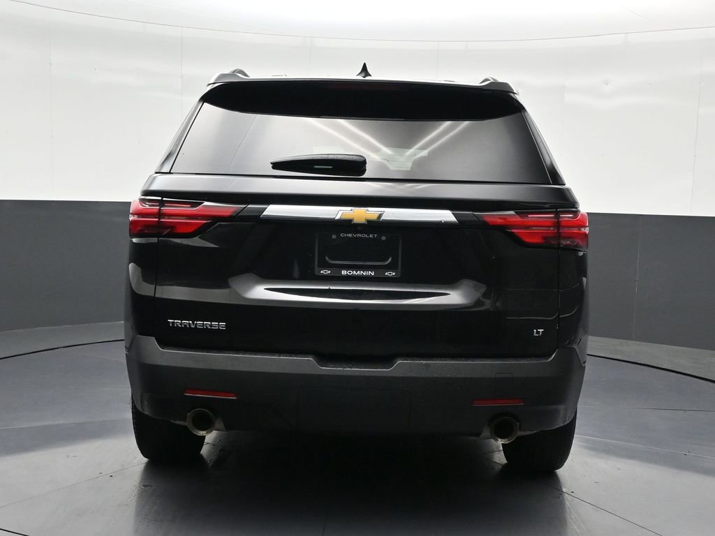 Used 2023 Chevrolet Traverse LT image 4
