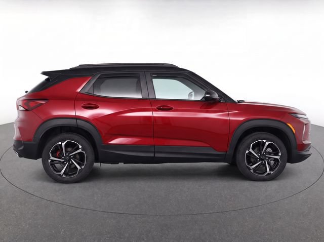 Used 2022 Chevrolet TrailBlazer RS w/ Sun and Liftgate Package AWD/4WD image 8