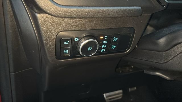 Used 2024 Ford Escape ST-Line Select w/ Tech Pack #2 image 11