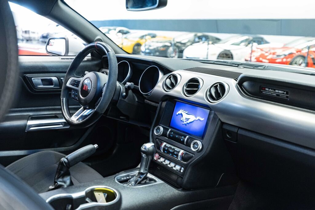 Used 2020 Ford Mustang GT w/ Equipment Group 301A RWD image 12