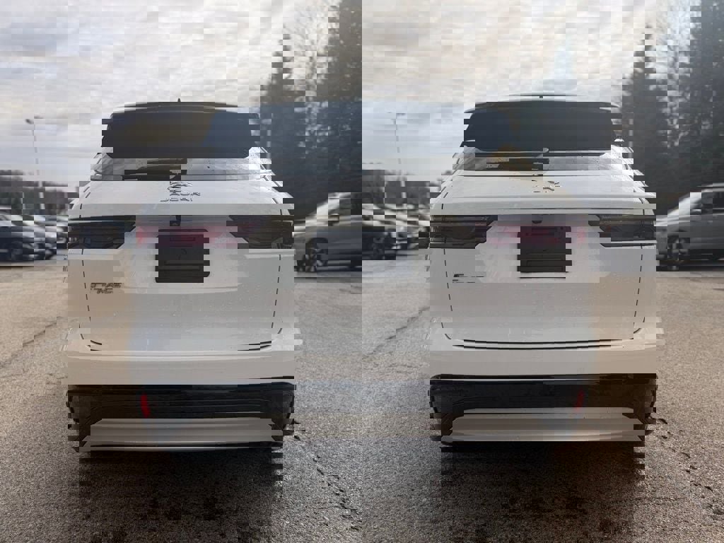 Used 2021 Jaguar F-PACE S image 5