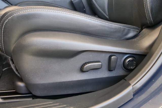 Used 2023 Subaru Outback Touring XT w/ Popular Package #2 image 11