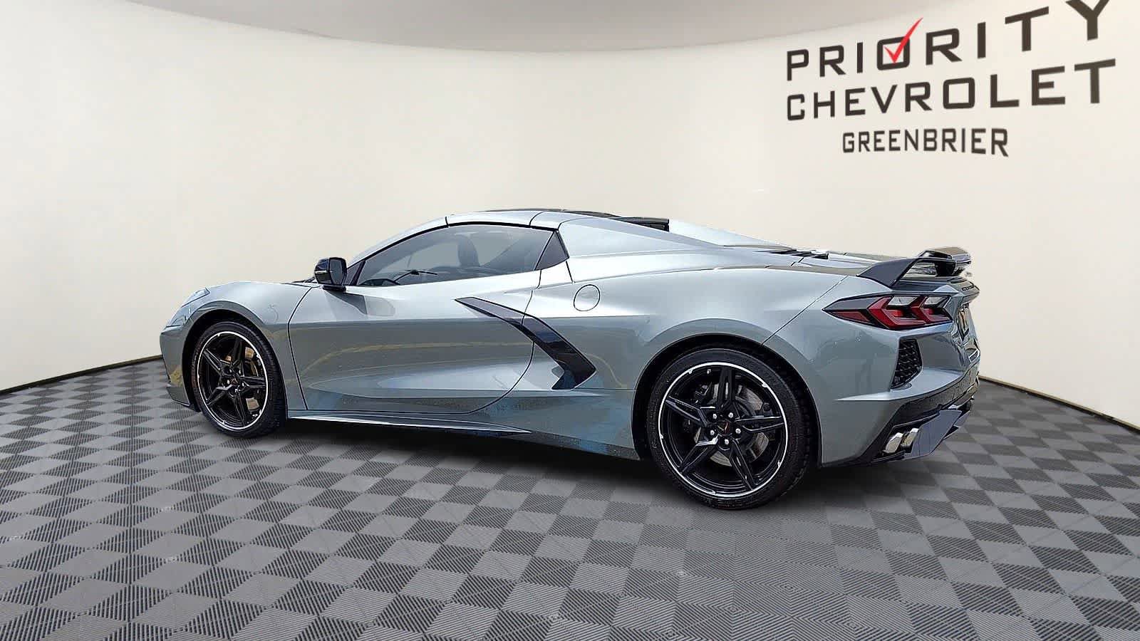 Used 2023 Chevrolet Corvette Stingray Preferred Conv w/ Z51 Performance Package RWD image 6