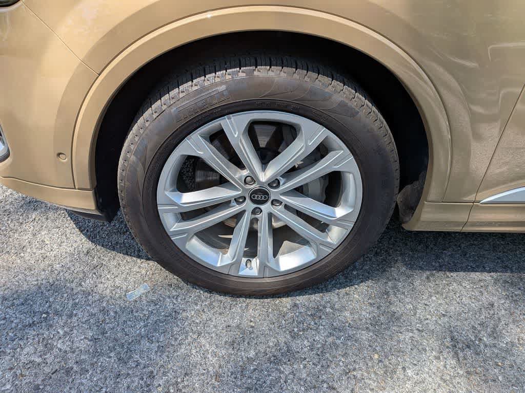 Certified 2025 Audi Q7 3.0T Prestige AWD/4WD image 25