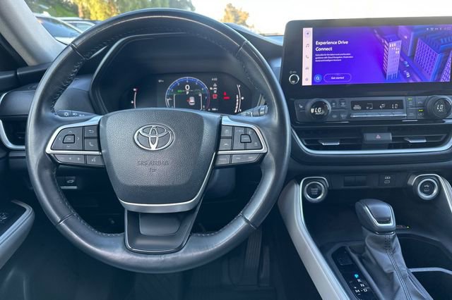 Used 2024 Toyota Grand Highlander XLE image 14
