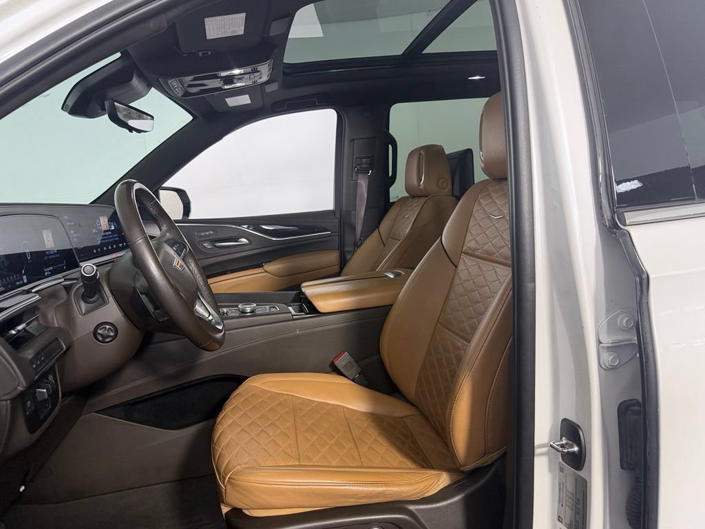 Used 2021 Cadillac Escalade Premium Luxury w/ Driver Assist Tech Package RWD image 18