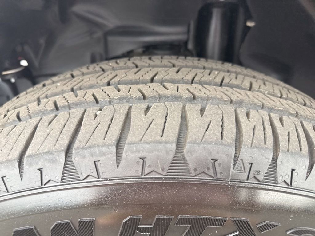 Used 2025 Jeep Wrangler Unlimited Sahara w/ Safety Group image 32