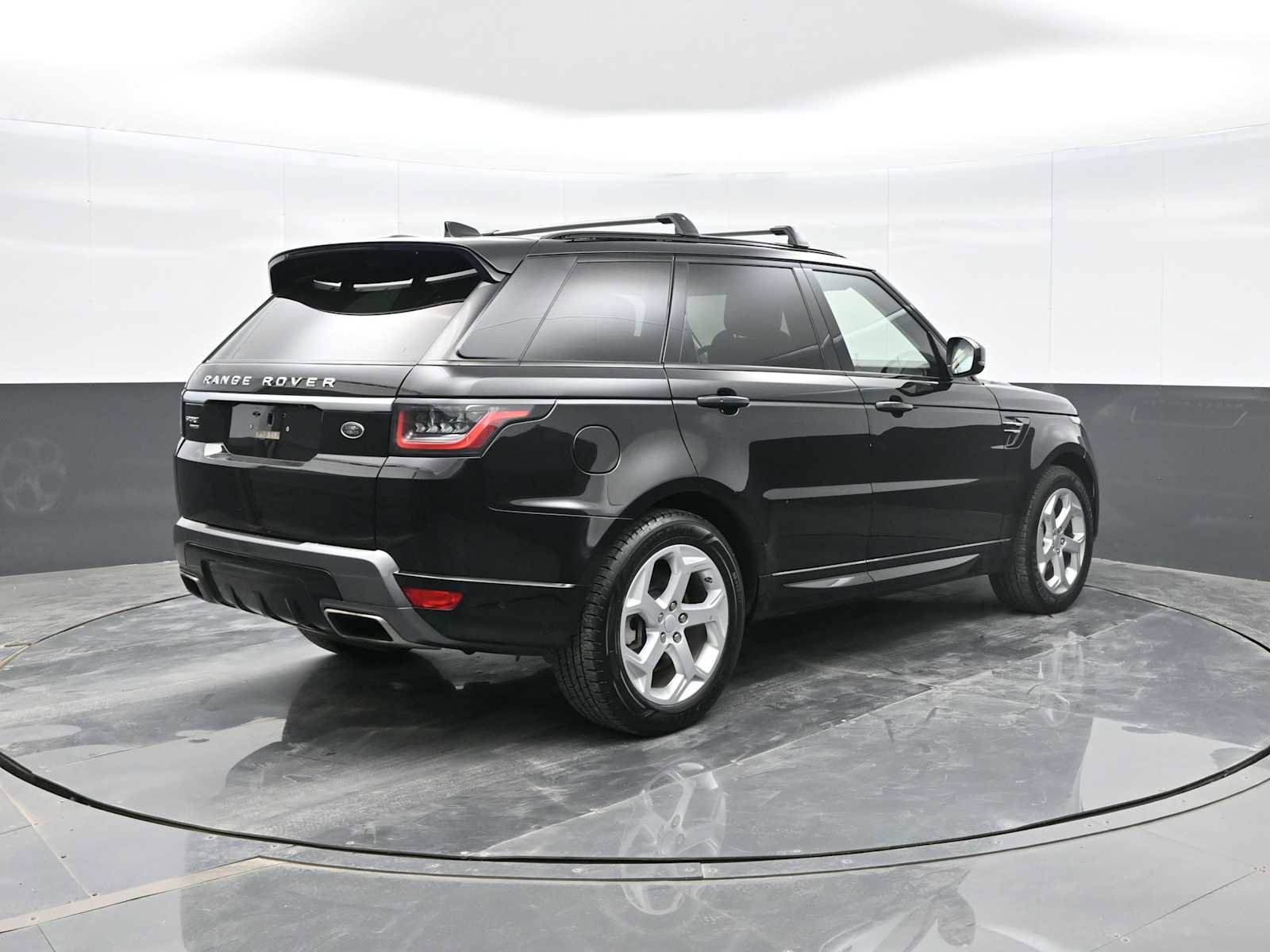 Used 2018 Land Rover Range Rover Sport HSE image 7