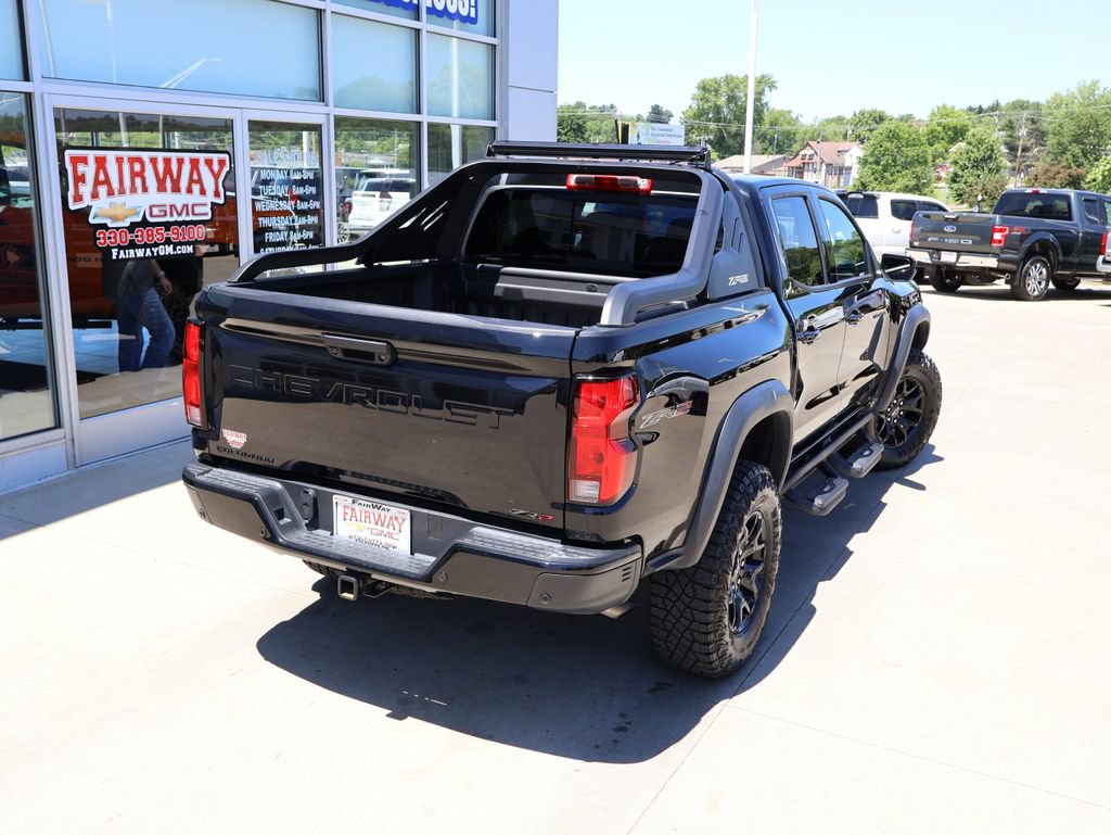 Certified 2025 Chevrolet Colorado ZR2 w/ Midnight Edition AWD/4WD image 43