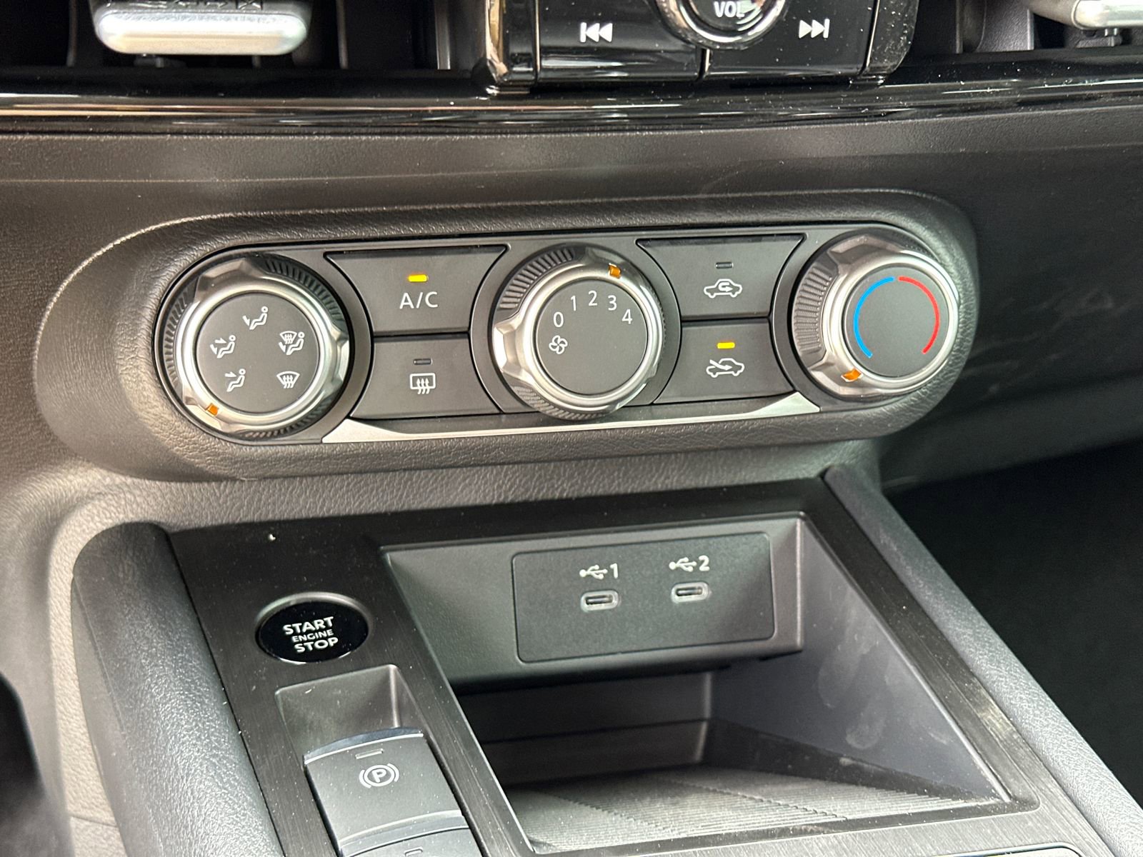 New 2026 Nissan Kicks S image 28