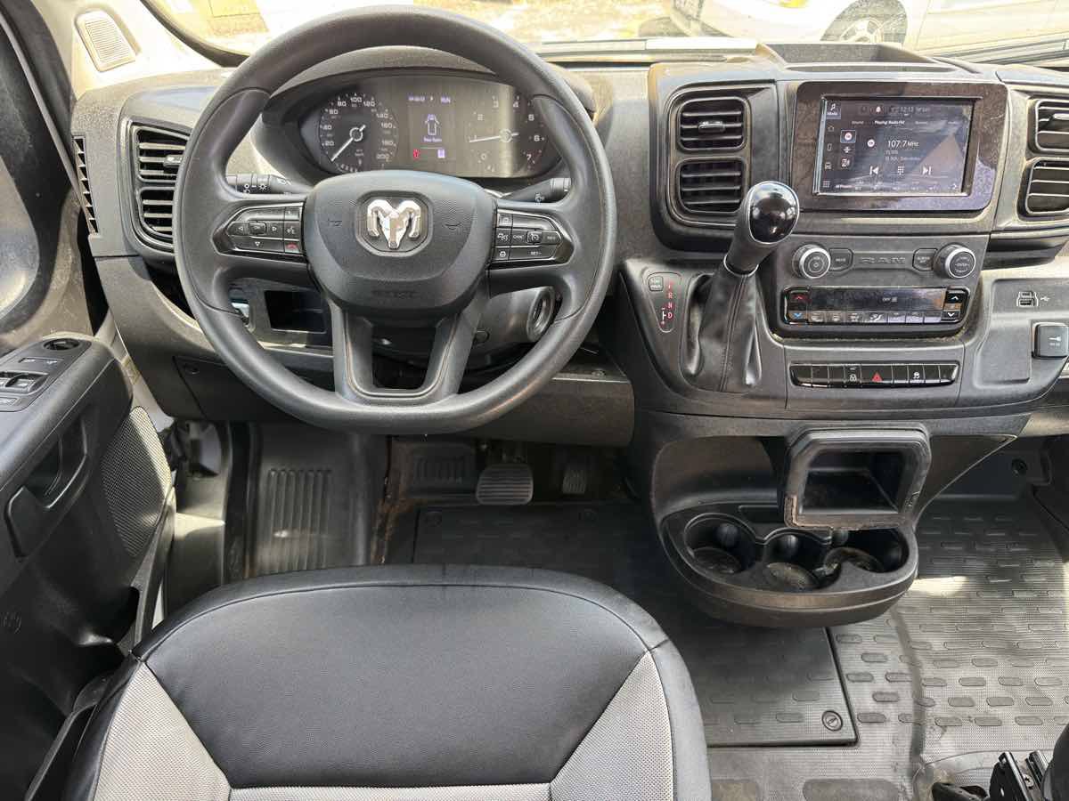 Used 2025 RAM ProMaster 2500 w/ Convenience Group FWD image 15