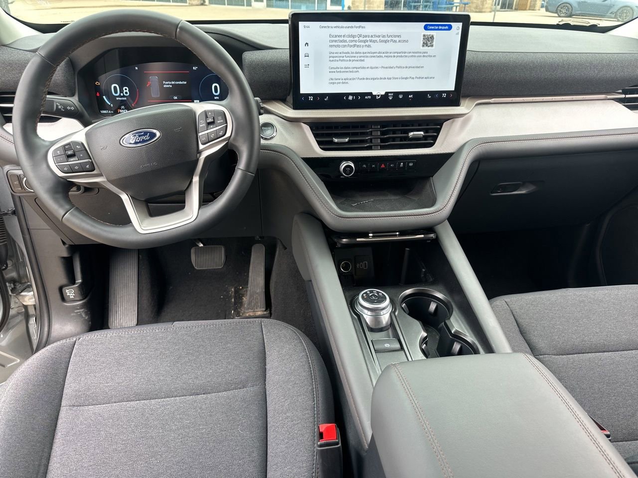 Used 2025 Ford Explorer Active RWD image 14
