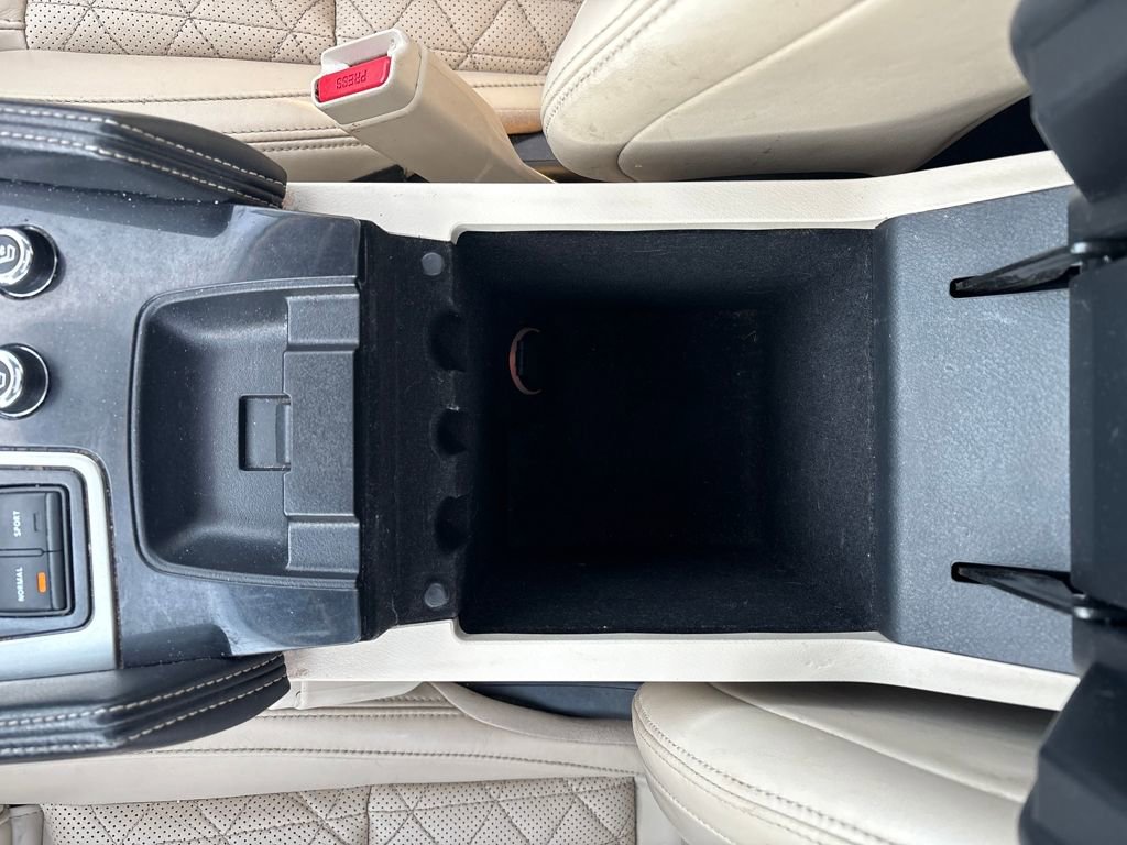 Used 2018 Nissan Maxima Platinum FWD image 31