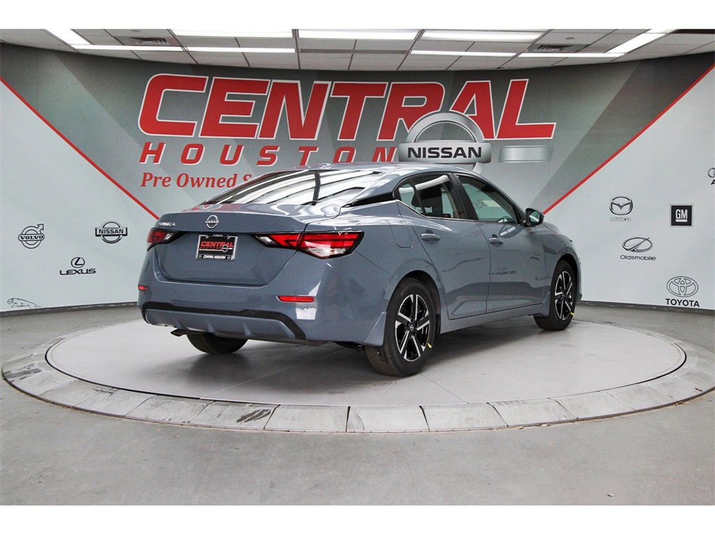 New 2025 Nissan Sentra SV image 5