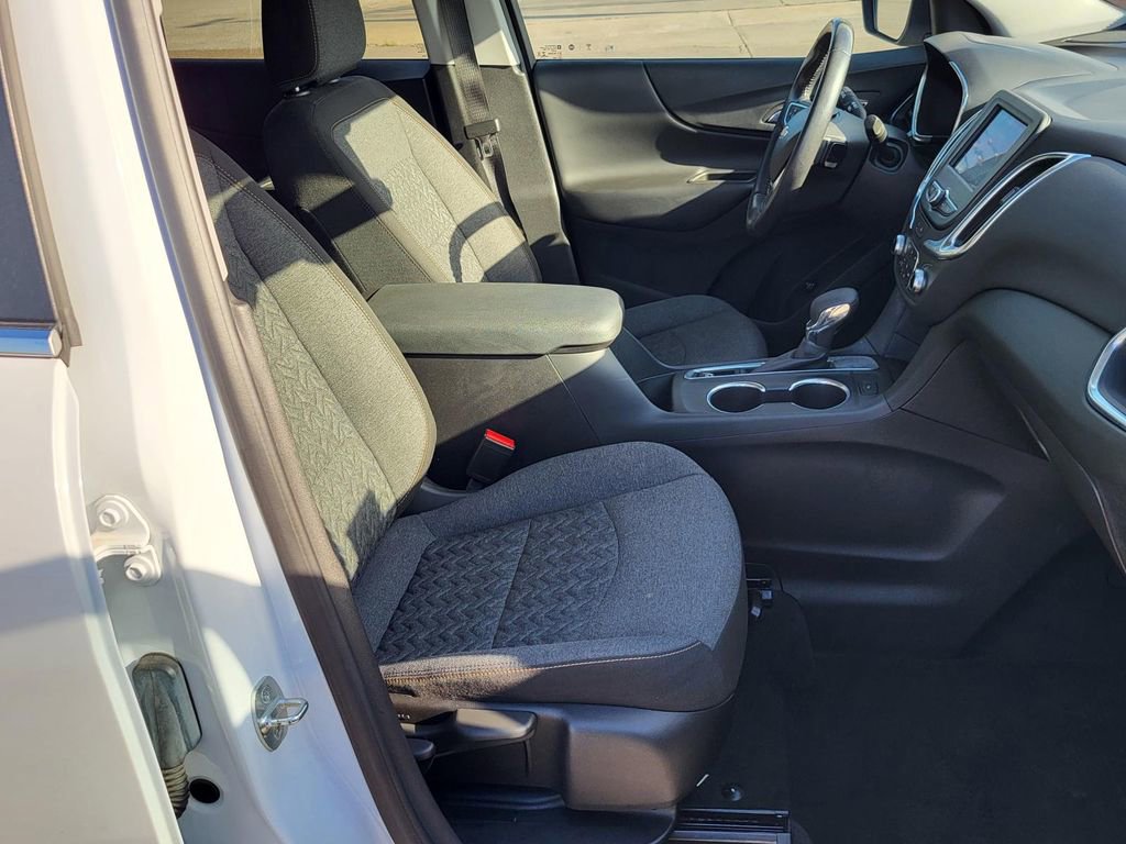 Used 2022 Chevrolet Equinox LT image 10