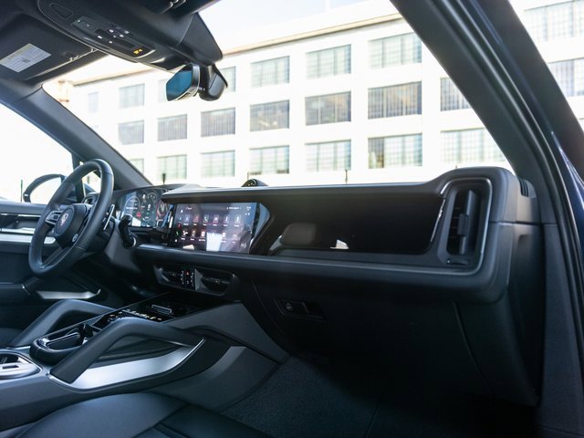 New 2026 Porsche Cayenne E-Hybrid image 34