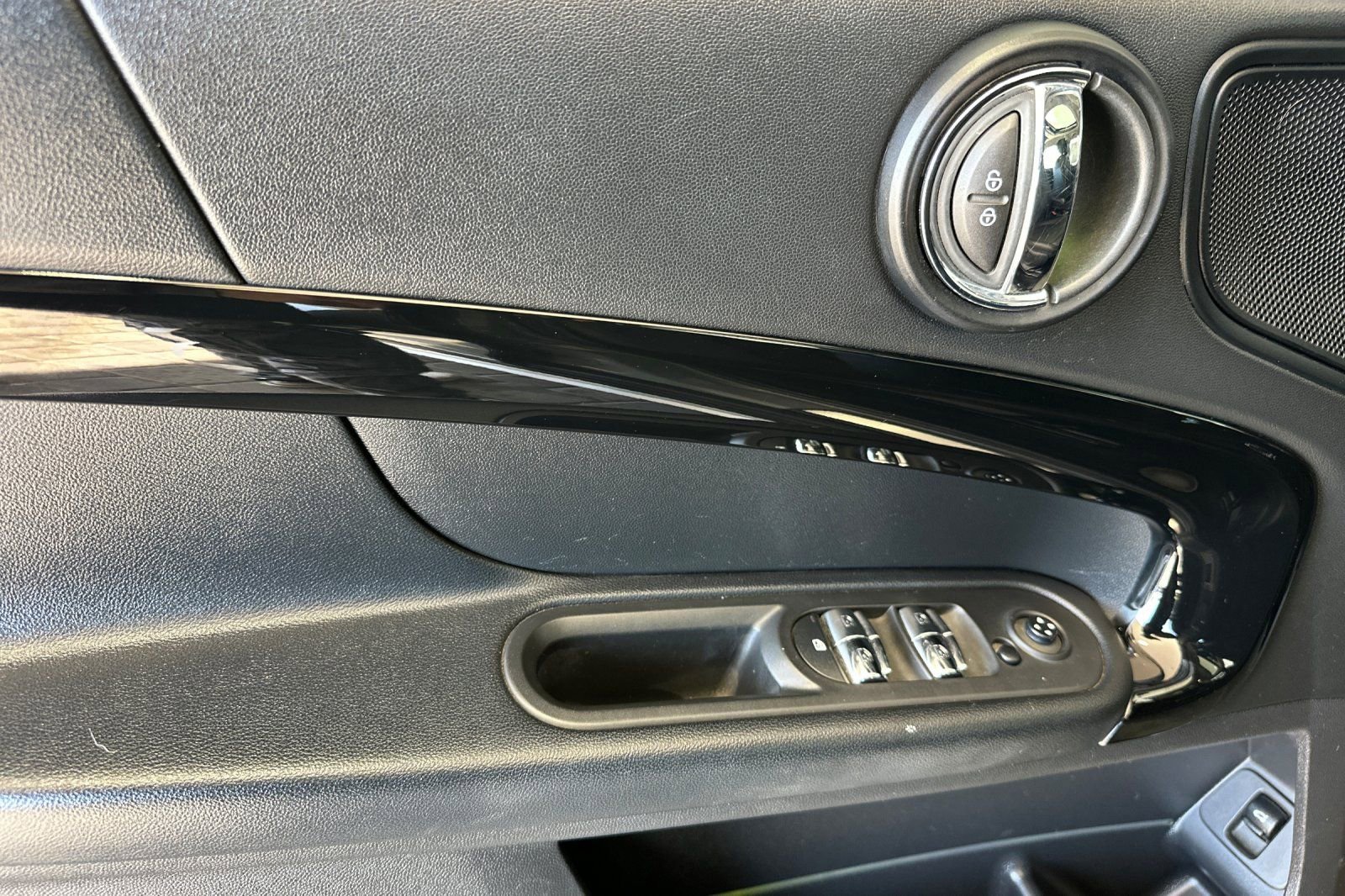 Used 2019 MINI Cooper Countryman image 11