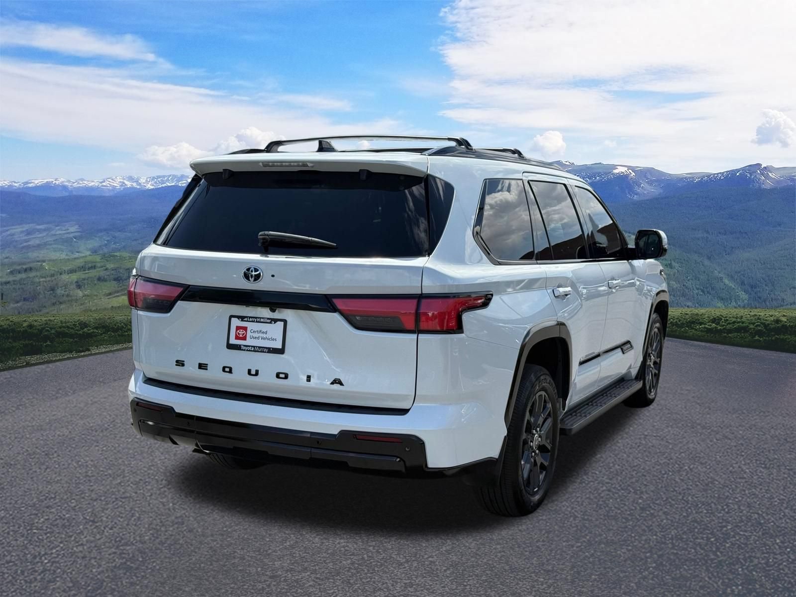 Certified 2023 Toyota Sequoia Platinum AWD/4WD image 5