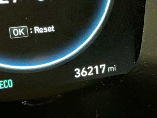 Used 2023 Hyundai Santa Fe SEL Premium image 17