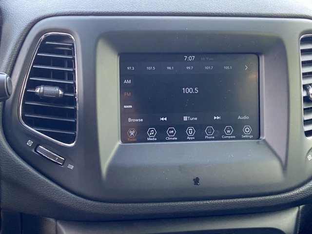 Used 2019 Jeep Compass Latitude image 40