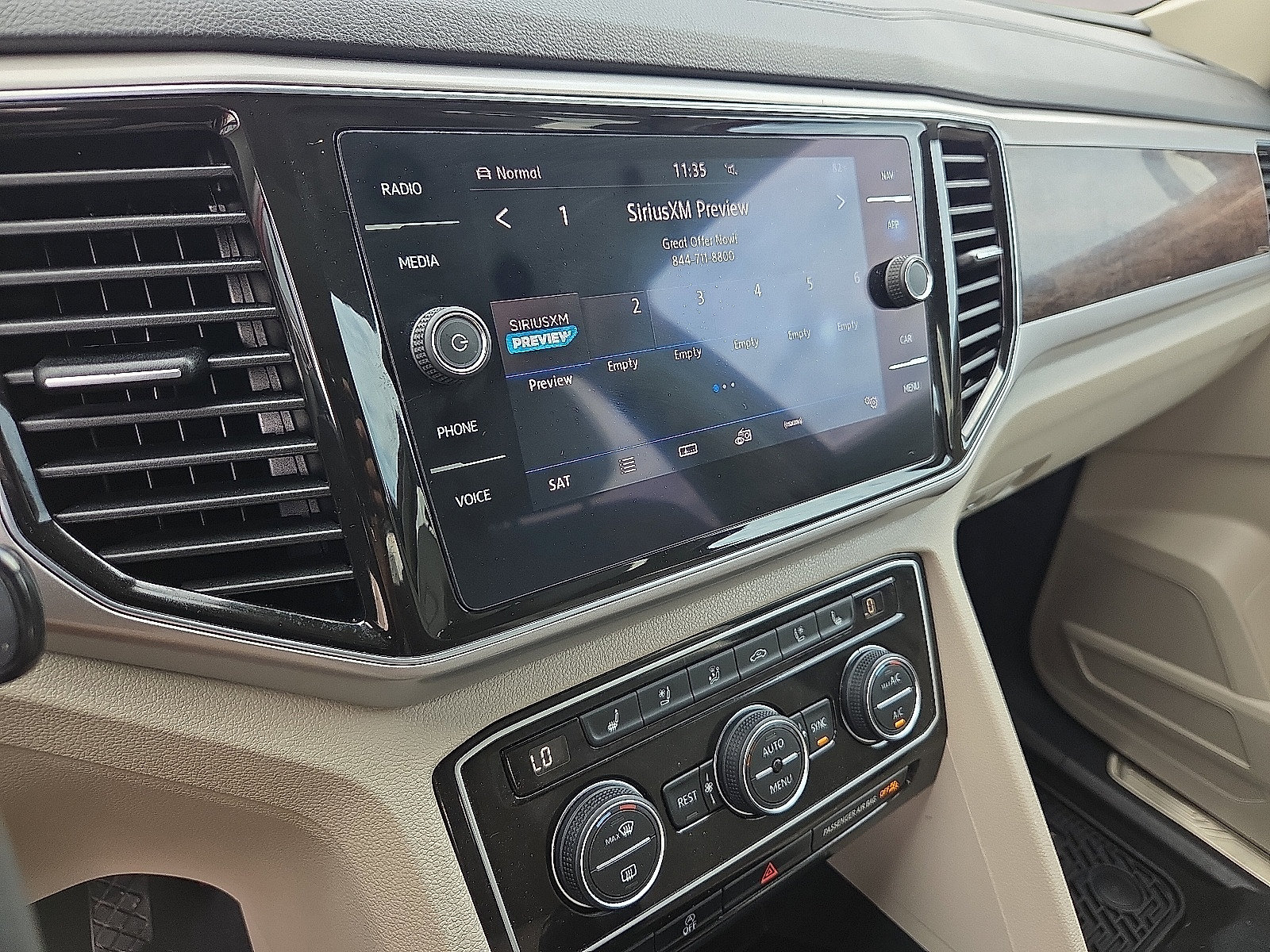 Used 2019 Volkswagen Atlas SEL Premium AWD/4WD image 7