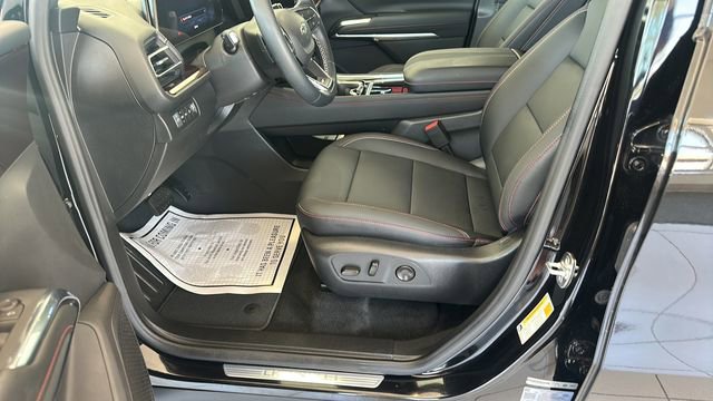 Used 2026 Chevrolet Traverse Z71 AWD/4WD image 9