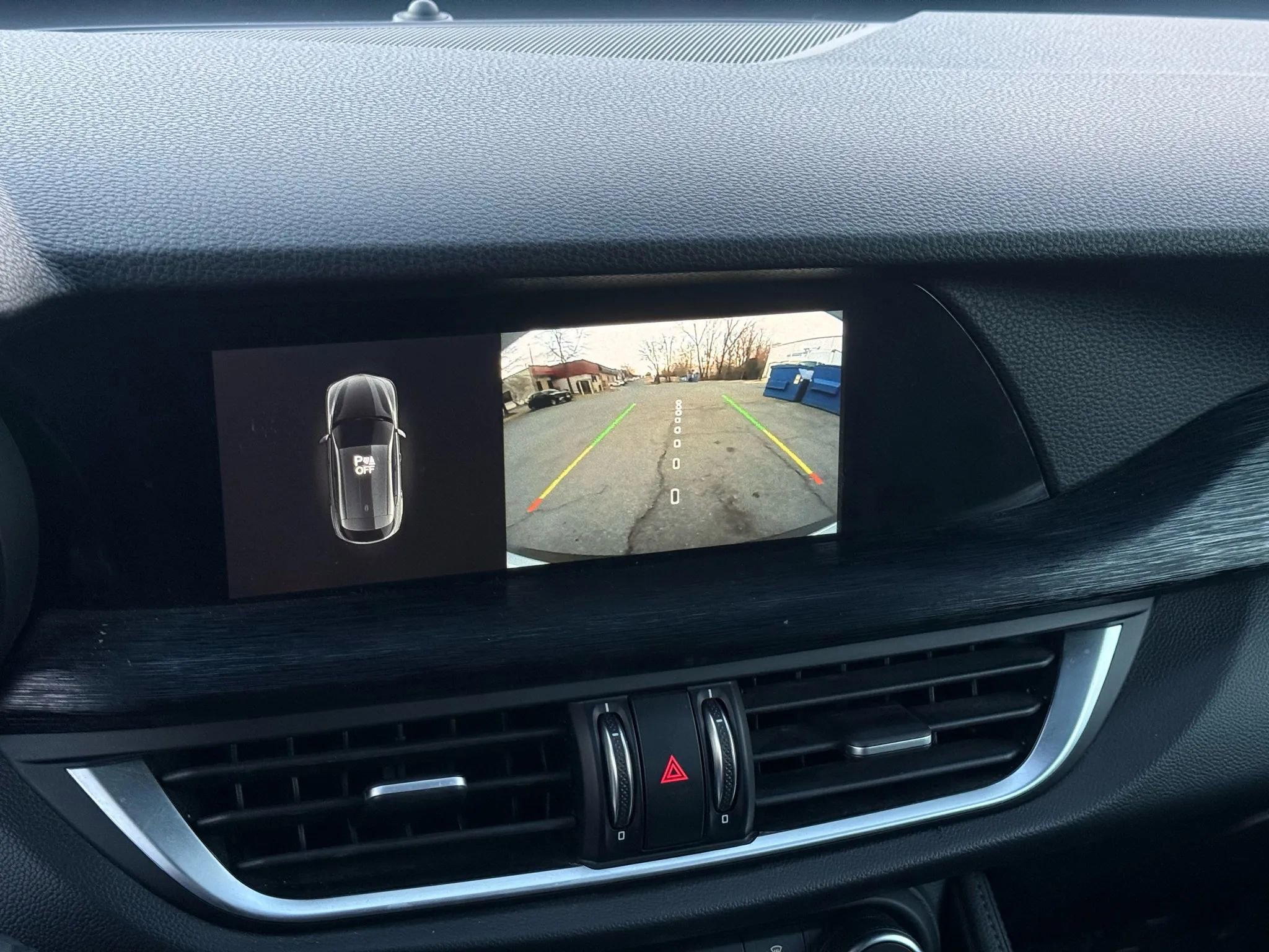 Used 2022 Alfa Romeo Stelvio Sprint image 44