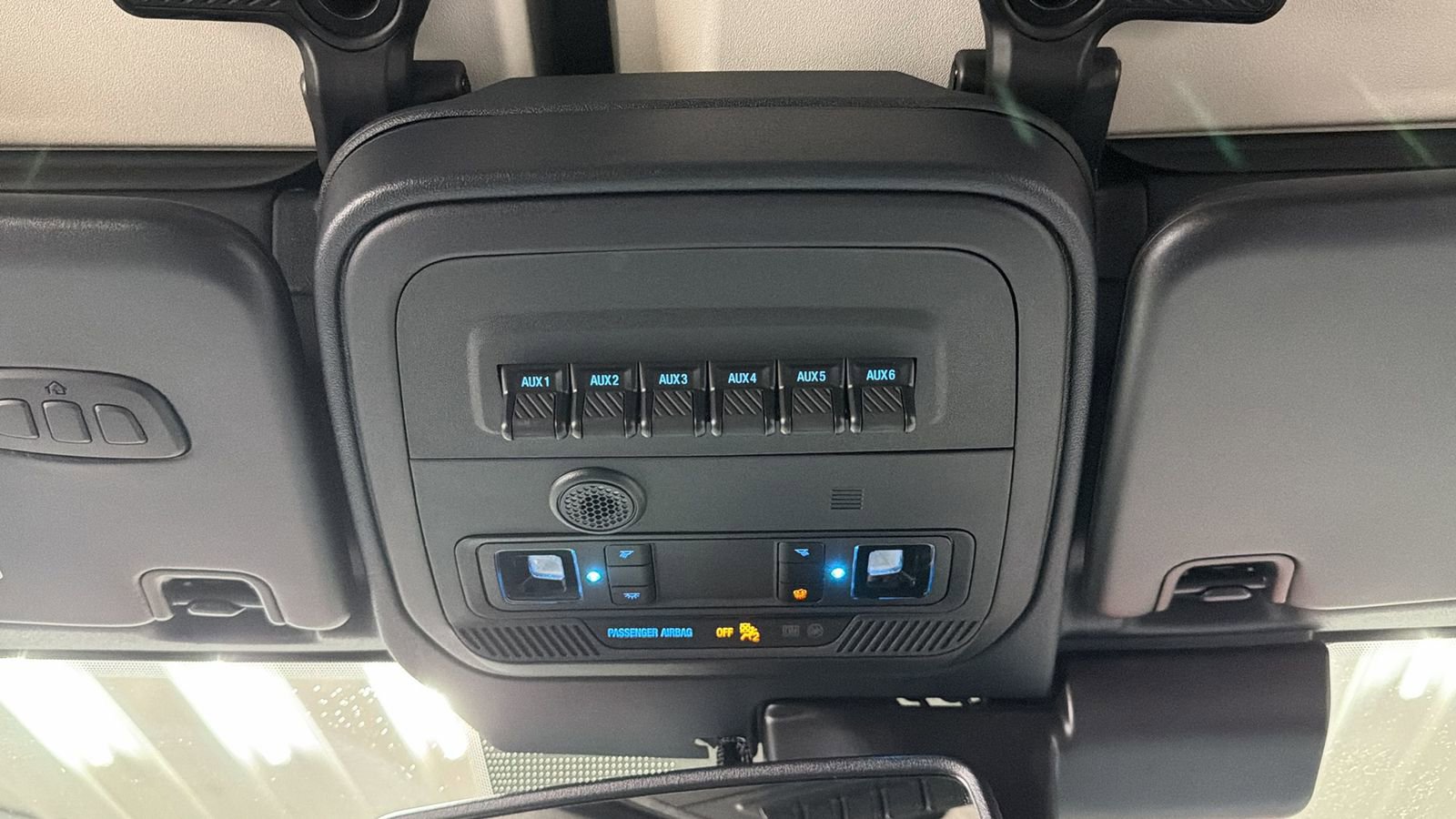 Used 2025 Ford Bronco Badlands w/ Sasquatch Package image 33