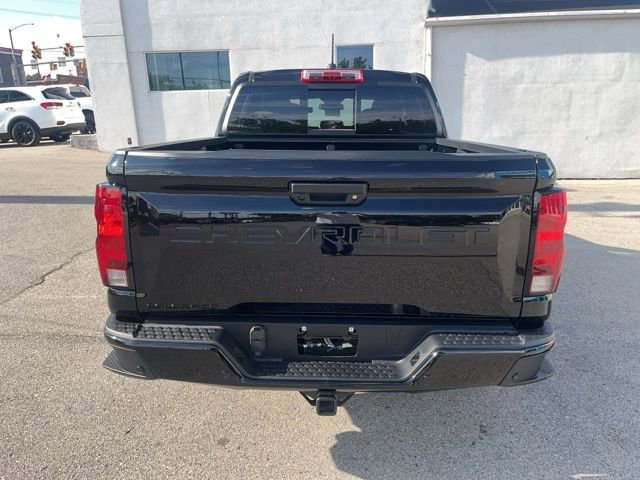 New 2026 Chevrolet Colorado W/T w/ WT Custom Package AWD/4WD image 4