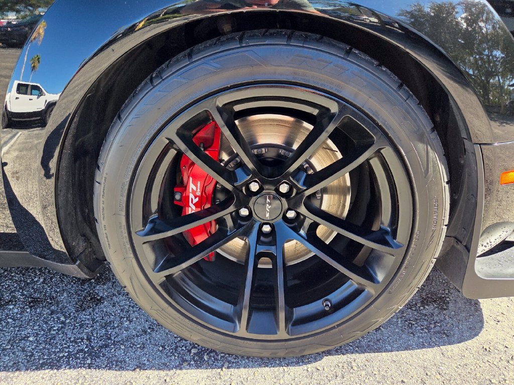 Used 2022 Dodge Challenger SRT Hellcat RWD image 19