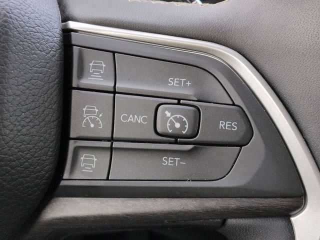 Certified 2024 Jeep Grand Cherokee L Limited w/ Luxury Tech Group II image 21