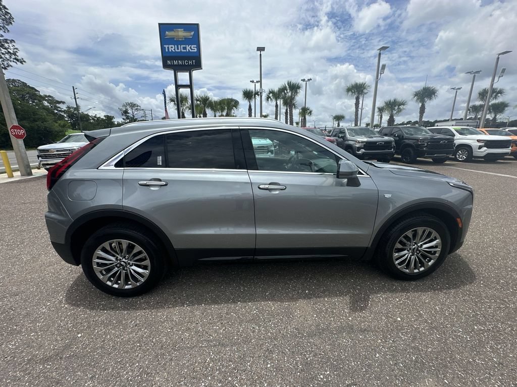 Used 2024 Cadillac XT4 Premium Luxury FWD image 17