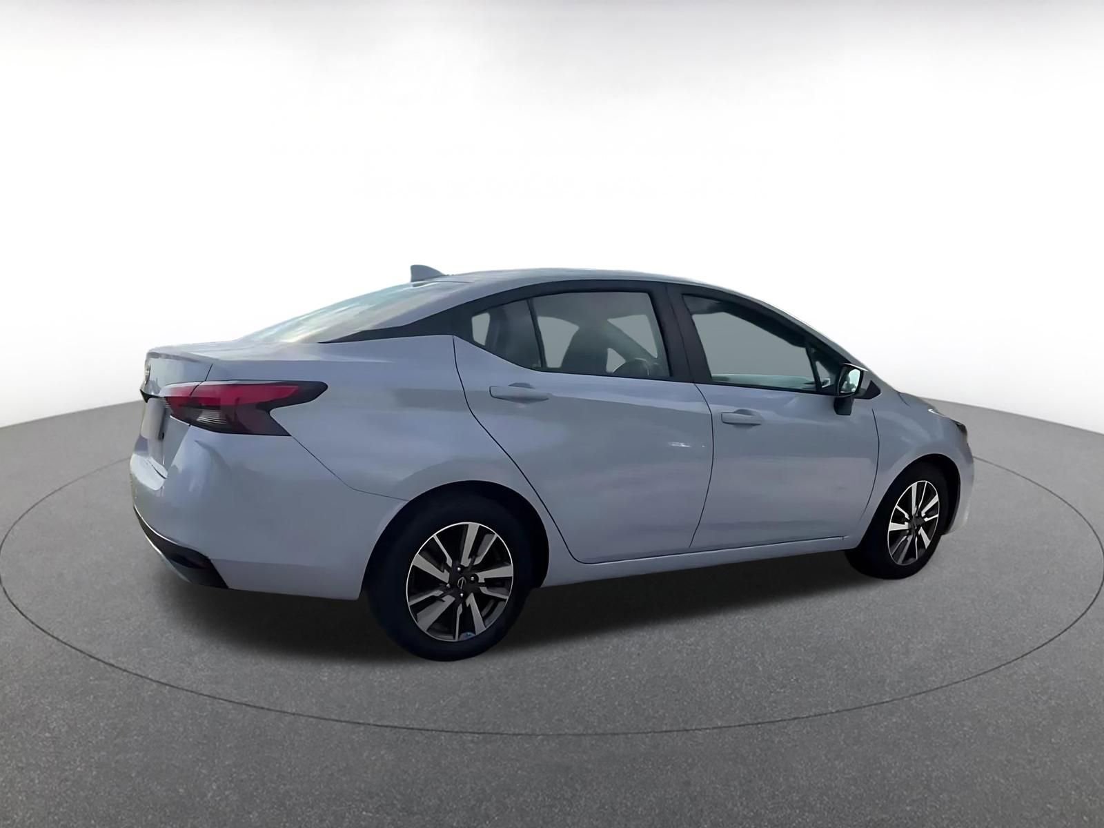 Used 2025 Nissan Versa SV FWD image 14