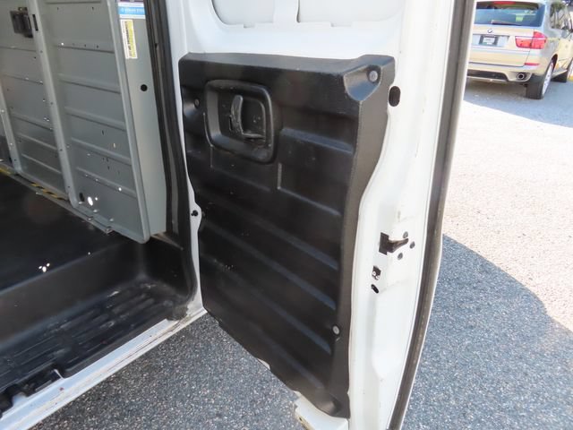 Used 2019 Chevrolet Express 2500 RWD image 14